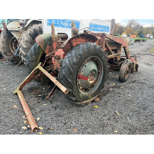 518 - International B275 tractor, incomplete, with front end loader and roll frame A/F