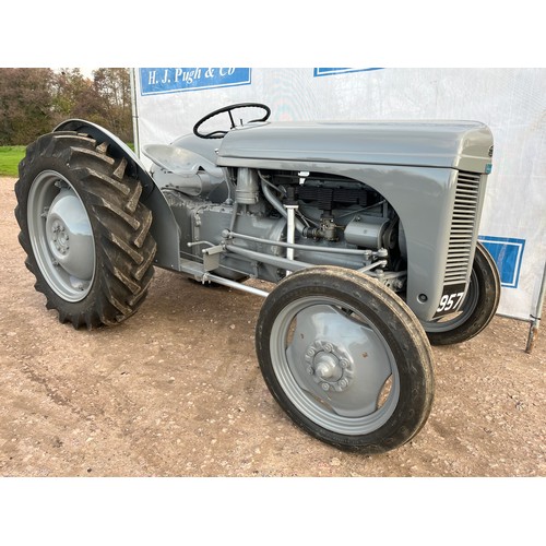 502 - Ferguson Narrow TEC-20 tractor. 1948. Fitted with Vapormatic TVO conversion. Restored in 2007 and st... 