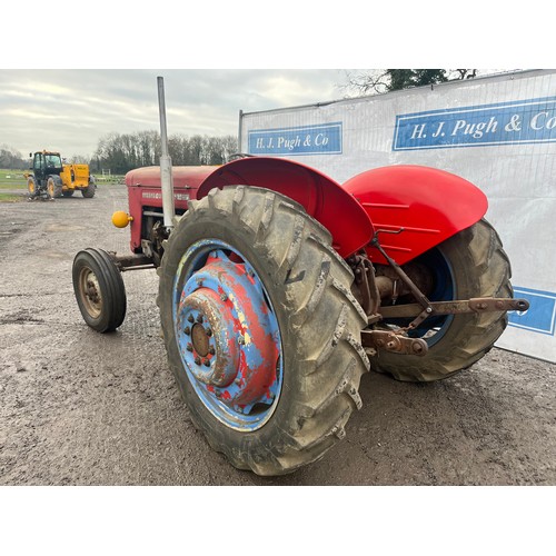 548 - Massey Ferguson 65 mk2 tractor. New mudguard, brakes, wiring harness and front tyres