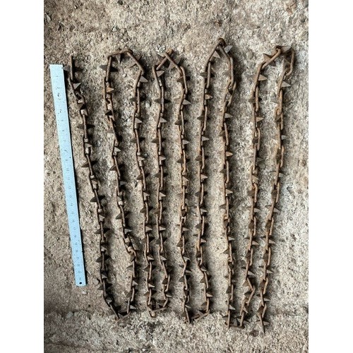 534 - Vintage decorative chain