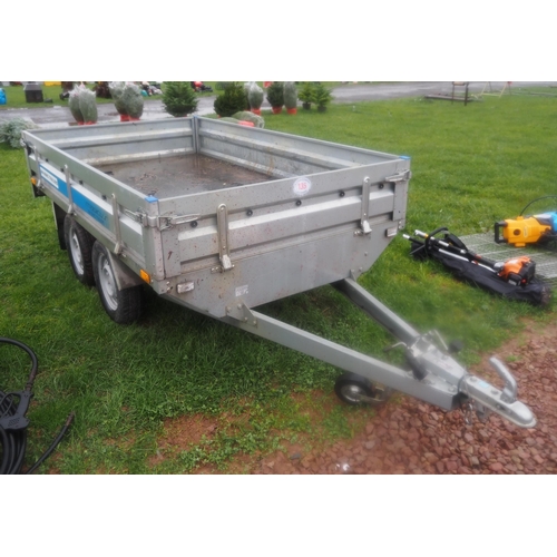 135 - Magicus twin axe flatbed trailer with sides