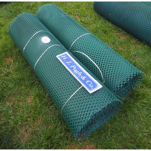 174 - Rolls of plastic mesh fencing - 2