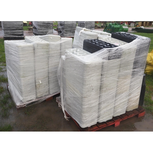 216 - Pallets of seedling trays - 3