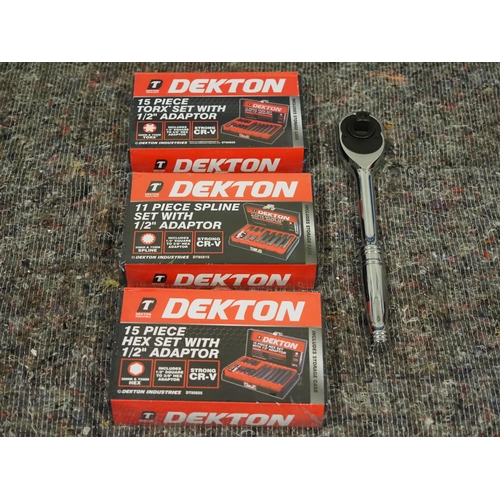 590 - Set of torx, set of splines, set of hex keys and ratchet