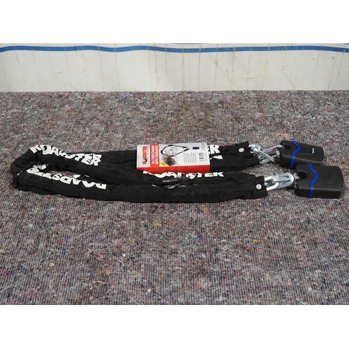 591 - 1200mm Chains and padlocks - 2