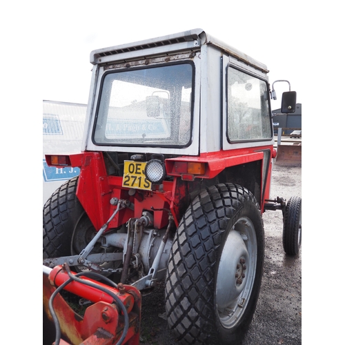 1246 - Massey Ferguson 550 tractor, 1977. Very tidy condition, vendor states only ever been on smallholding... 