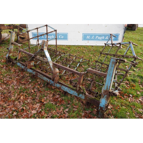 1260 - Parmiter 5 section harrows