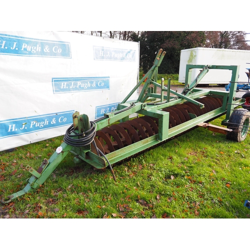 1290 - Furrow press 4.4m and transport frame