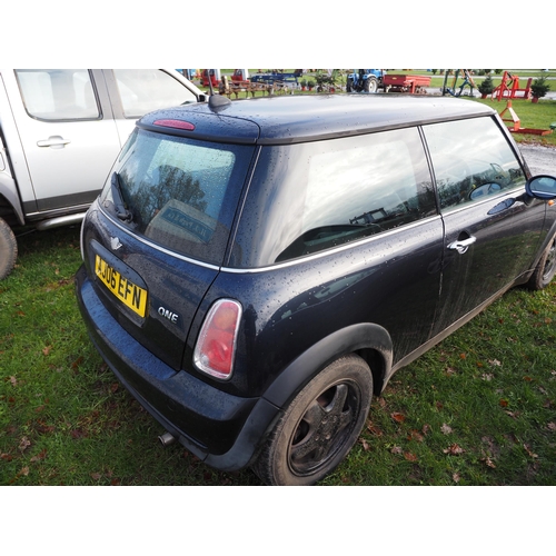 1332 - Mini Cooper car. Sold as seen. MOT until 19/04/24. Reg. AJ06 EFN. New keepers slip and key in office