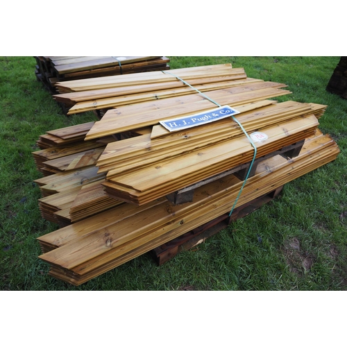 758 - Various softwood fencing timbers