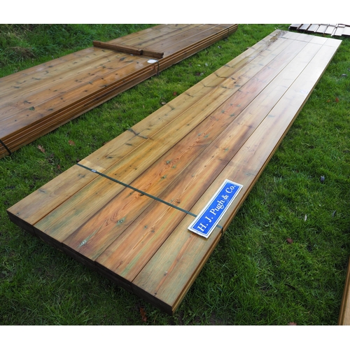 768 - Softwood boards 4.8m x200x40 - 15