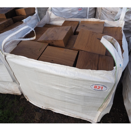 821 - Oak offcuts