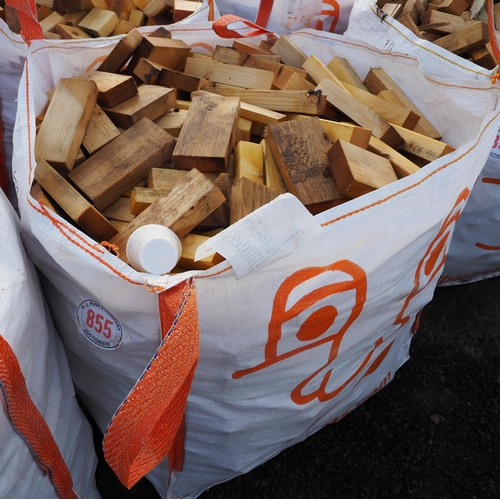 855 - Softwood offcuts