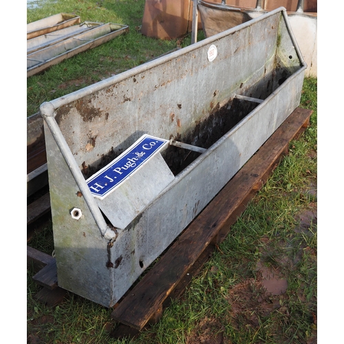 993 - Water trough 8ft