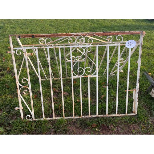 340 - 4ft Metal garden gates -2