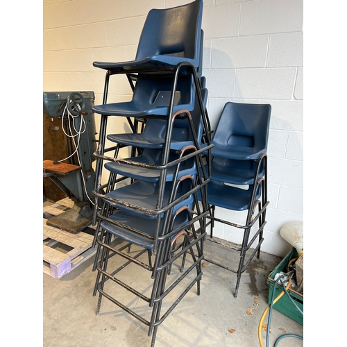 608 - Stacking chairs -14