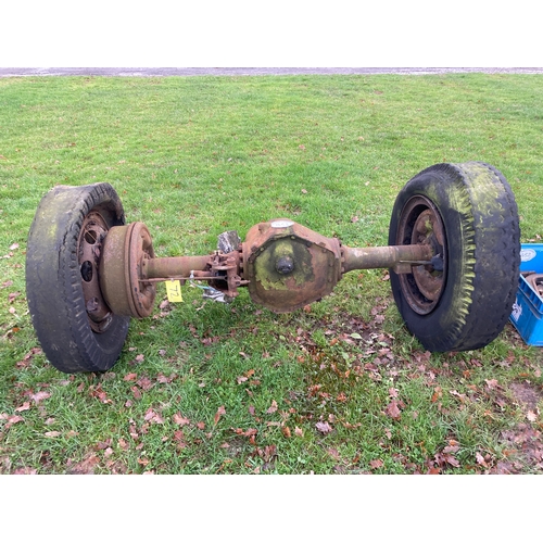 1453 - Leyland Comet lorry axle