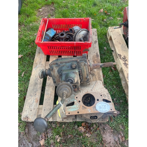 1458 - Bedford gearbox parts