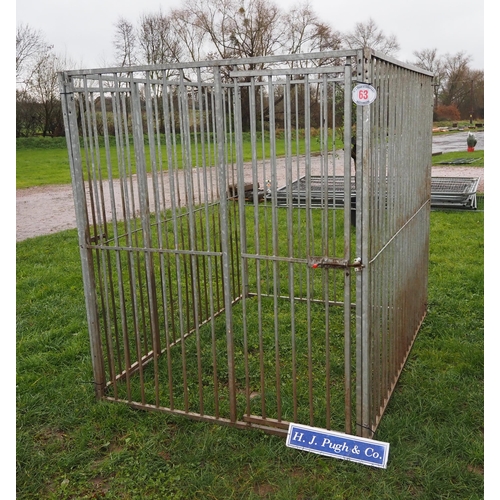 1088 - Galvanised dog run