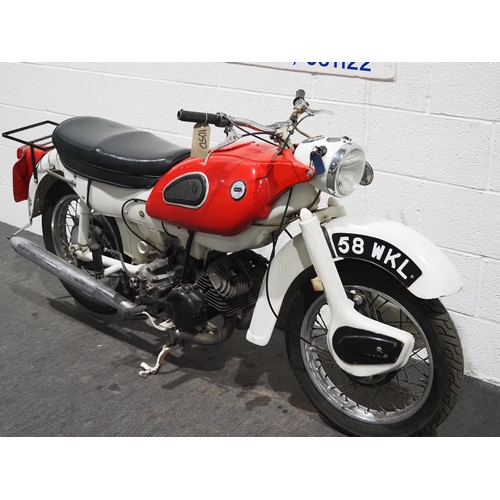 902 - Ariel Arrow Sports motorcycle. 1962. 250cc
Engine turns over with good compression. Good original ex... 