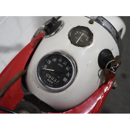 902 - Ariel Arrow Sports motorcycle. 1962. 250cc
Engine turns over with good compression. Good original ex... 