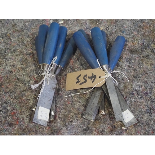 554 - Assorted chisels - 11