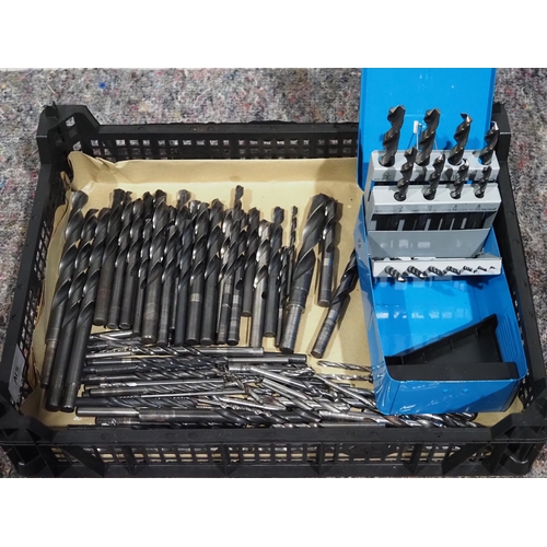 670 - Metric and Imperial drill bits