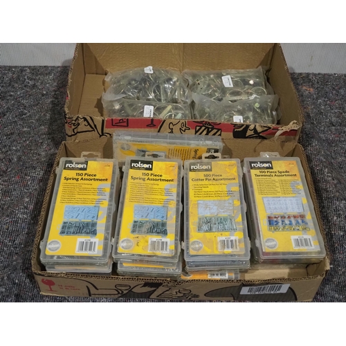 766 - Quantity of linch pins and fixings assortment packs