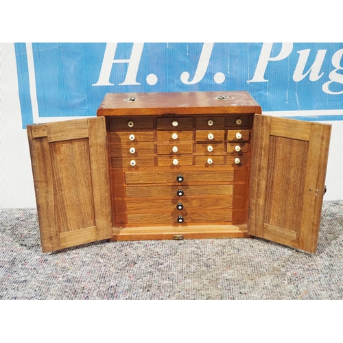 795 - 20 Drawer wooden chest with contents of violin makers tools