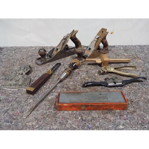 845 - Record No. 05, No. 04 SS planes and other woodworking tools