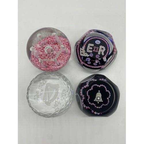 311 - Assorted paper weights - 4