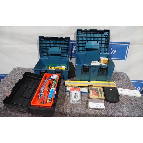 907 - Makita toolboxes and contents to include spirit levels, wire crimpers and mustimeter's