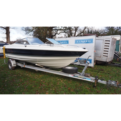 1335 - Bayliner cat 3-2050 speed boat 19ft on Performance trailer