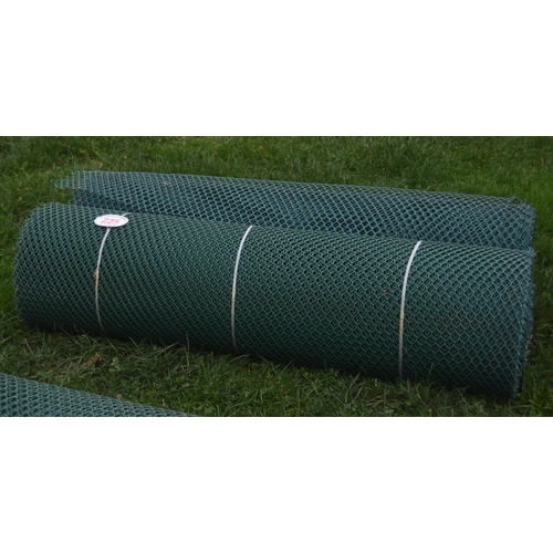 225 - Rolls of plastic fencing 5ft - 2