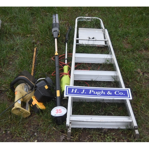 35 - Step ladder and power tools