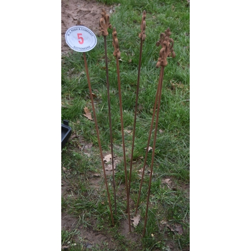 5 - Plant stakes 42