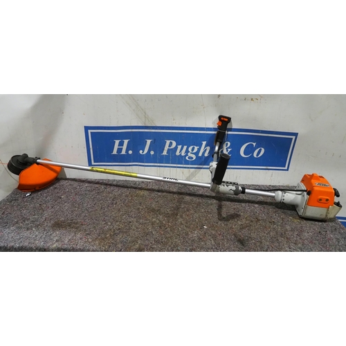 439 - Stihl FS220 strimmer