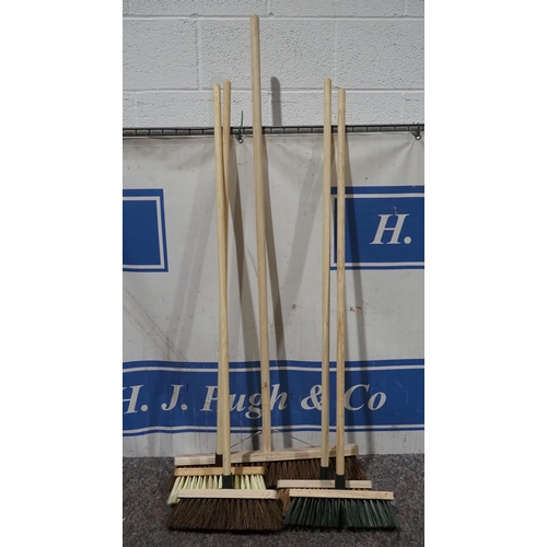 453 - Assorted brooms - 5