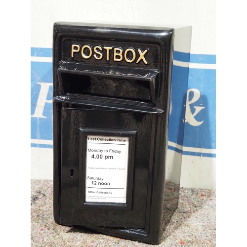 1603 - Post box C/w keys 17