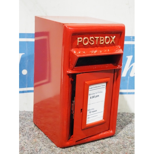 494 - Postbox 17