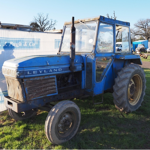 1327 - Leyland 344 tractor. Runs and drives, 6925 hours showing. Reg. BDF 40FK