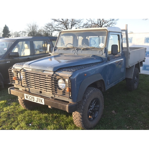 1463 - Land Rover Defender 110 high capacity. Aluminium back. Reg. M329 JVK. V5 and key in office