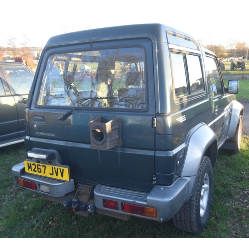 1465 - Daihatsu Fourtrak TDX. Runs and drives. No MOT. 180,000 Miles Reg. M267 JVV. V5 available, keys to f... 