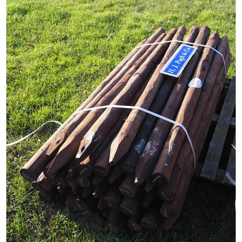 1116 - Creosoted stakes 5ft - 50