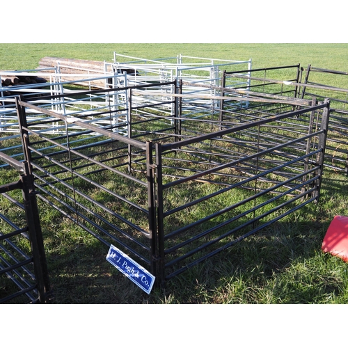 1185 - Black hurdles 6ft - 5