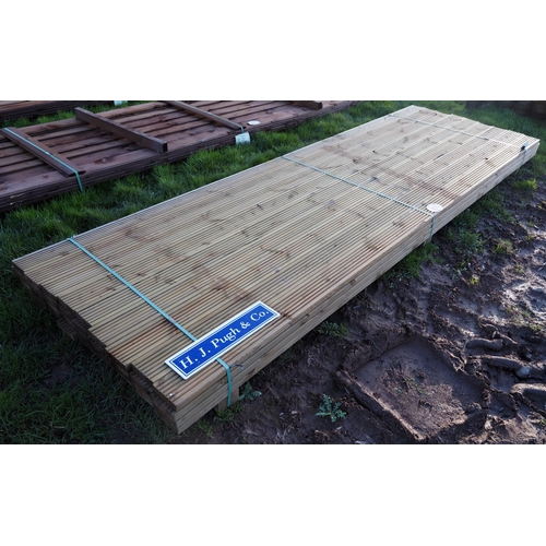 810 - Softwood decking 3.6m x120x30 - 36