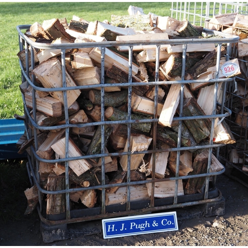 926 - Split wood offcuts