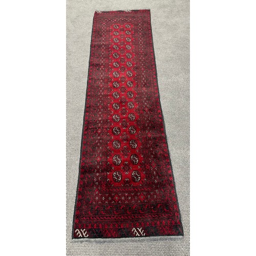 404 - Persian style wool runner rug 110