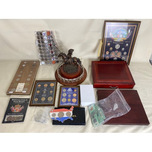 339 - Quantity of mainly modern commemorative coins and medals