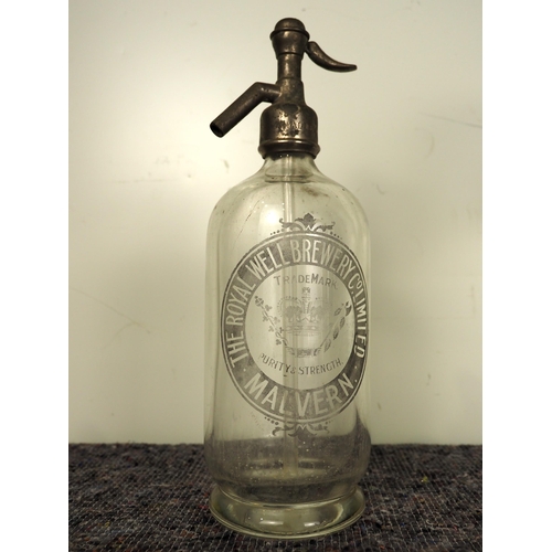 448 - Rare 'The Royal Well' Malvern soda syphon 11½